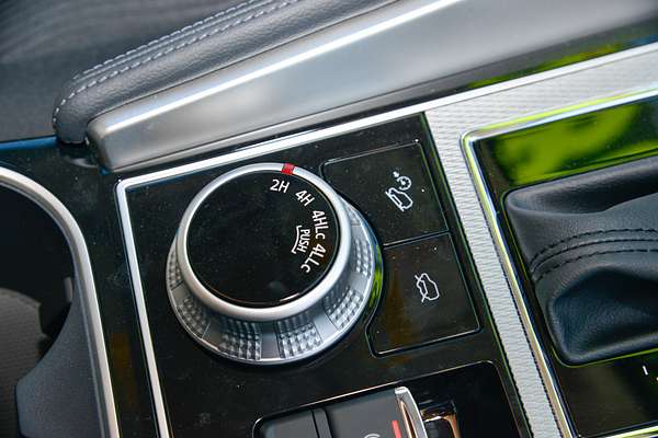 2025 Mitsubishi Pajero Sport GLX QG