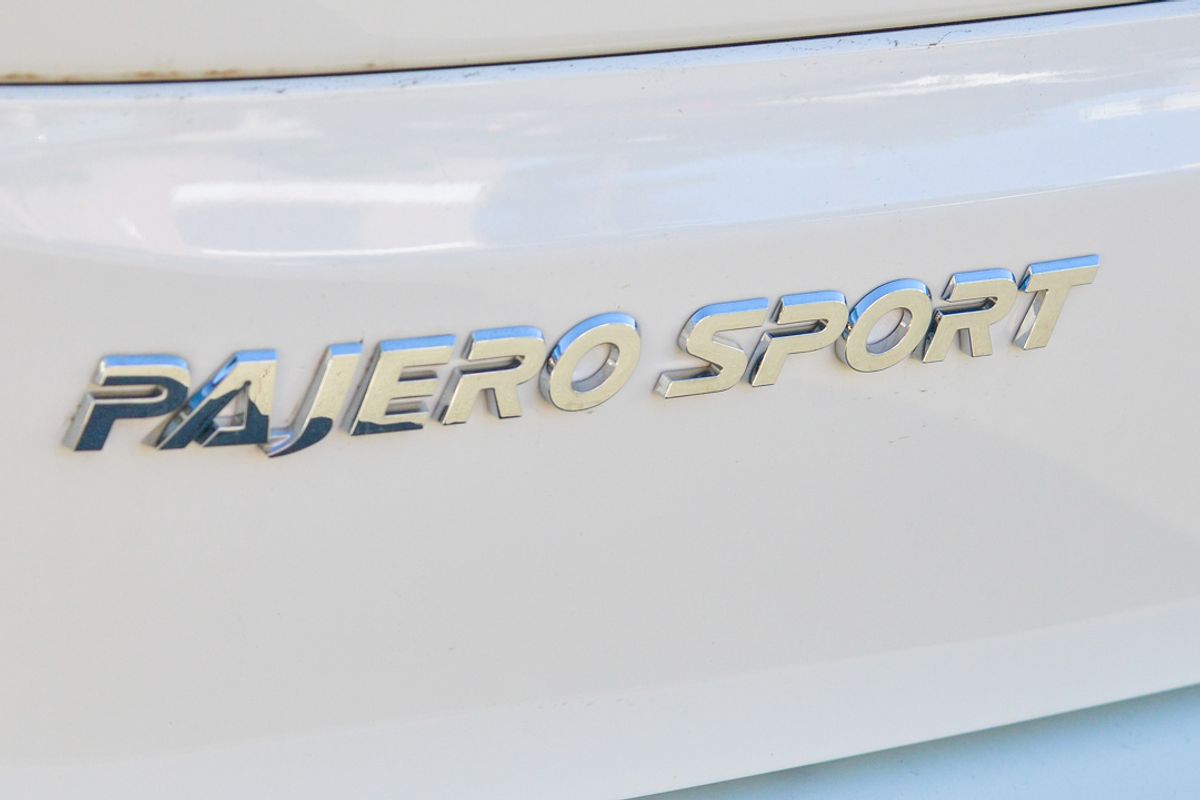 2025 Mitsubishi Pajero Sport GLX QG