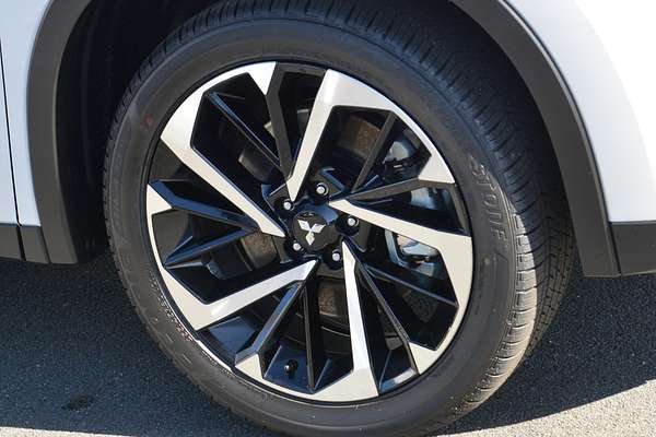 2025 Mitsubishi Outlander PHEV Aspire ZM