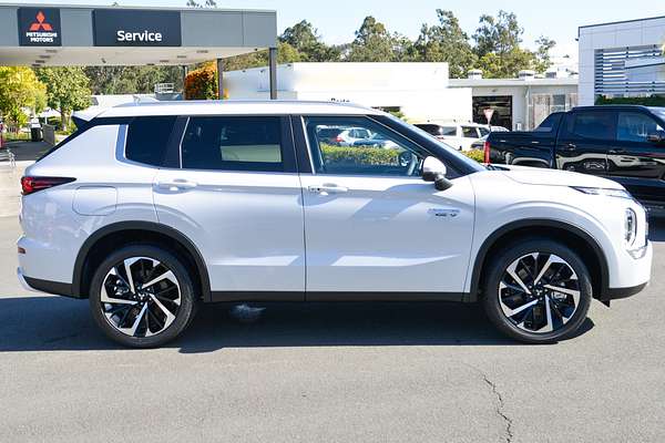 2025 Mitsubishi Outlander PHEV Aspire ZM