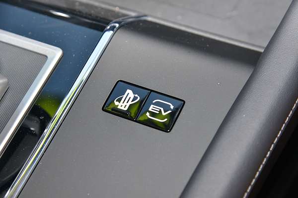 2025 Mitsubishi Outlander PHEV Aspire ZM