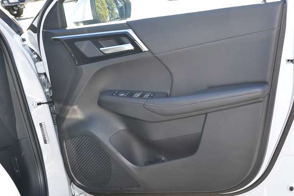 2025 Mitsubishi Outlander PHEV Aspire ZM