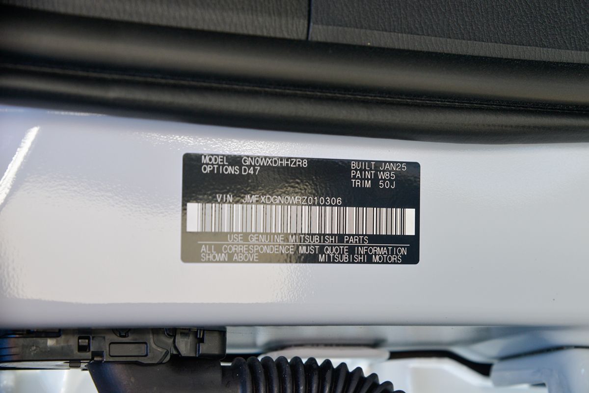 2025 Mitsubishi Outlander PHEV Aspire ZM