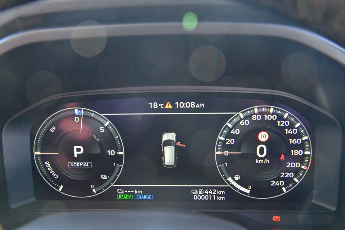 2025 Mitsubishi Outlander PHEV Exceed ZM