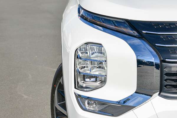 2025 Mitsubishi Outlander PHEV Aspire ZM