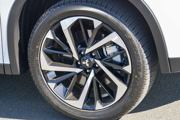 2025 Mitsubishi Outlander PHEV Aspire ZM
