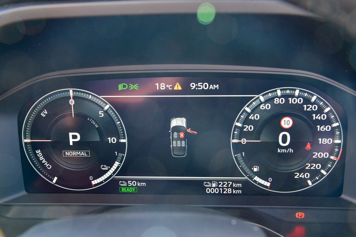 2025 Mitsubishi Outlander PHEV Aspire ZM