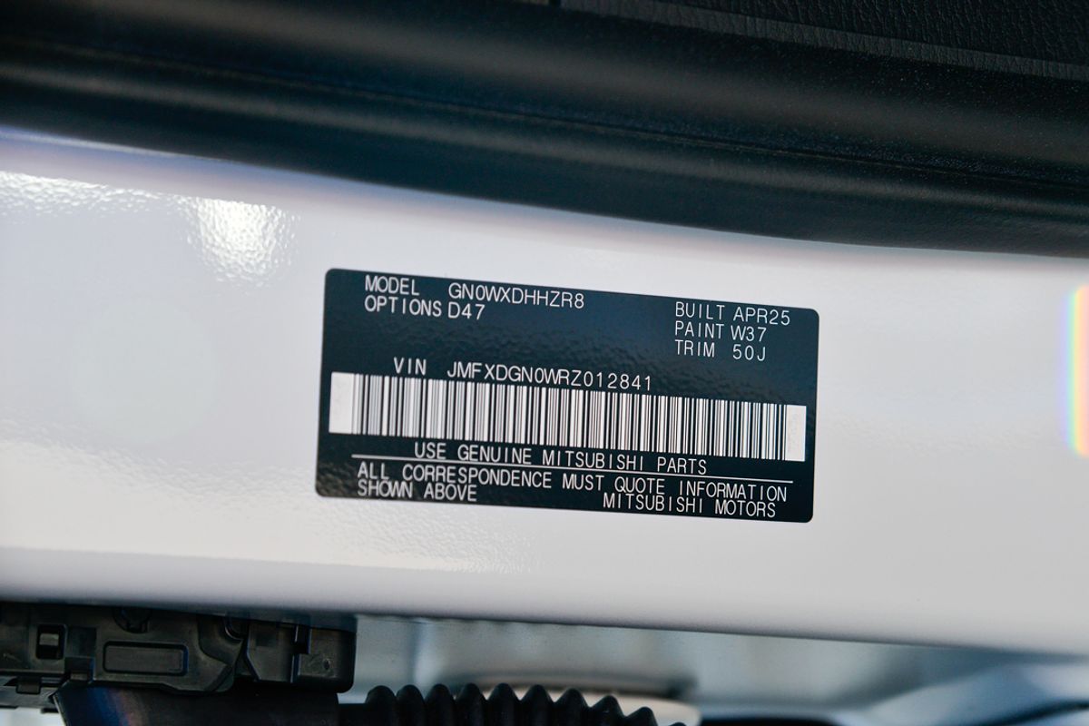 2025 Mitsubishi Outlander PHEV Aspire ZM
