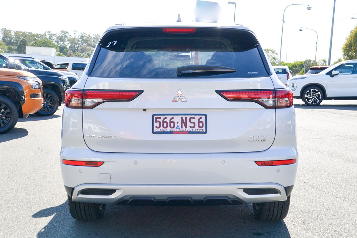 2025 Mitsubishi Outlander PHEV Aspire ZM