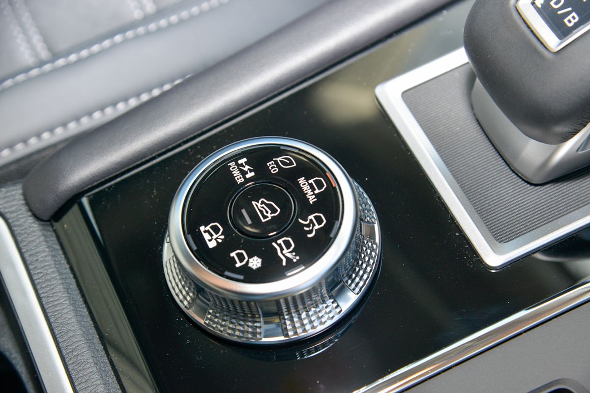 2025 Mitsubishi Outlander PHEV Aspire ZM
