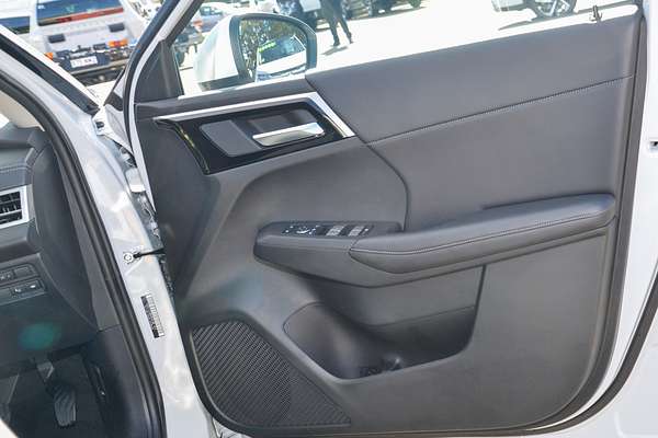 2025 Mitsubishi Outlander PHEV Aspire ZM
