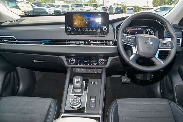 2025 Mitsubishi Outlander PHEV Aspire ZM