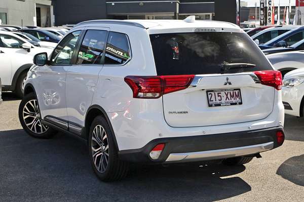 2016 Mitsubishi Outlander LS Safety Pack ZK