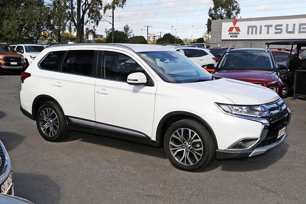 2016 Mitsubishi Outlander LS Safety Pack ZK
