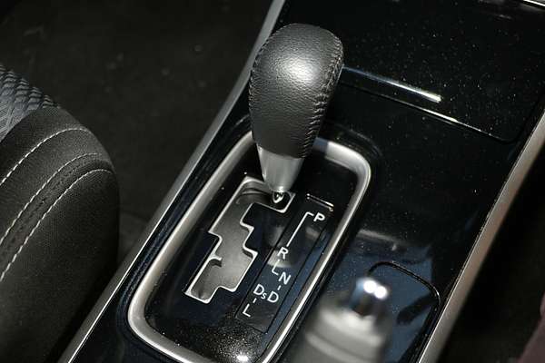 2016 Mitsubishi Outlander LS Safety Pack ZK