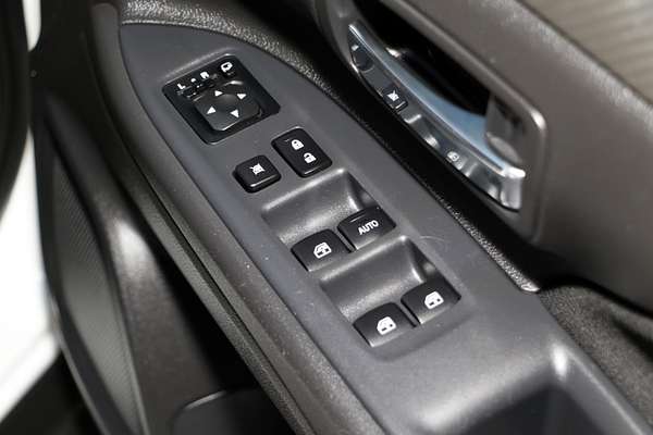 2016 Mitsubishi Outlander LS Safety Pack ZK