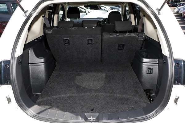 2016 Mitsubishi Outlander LS Safety Pack ZK