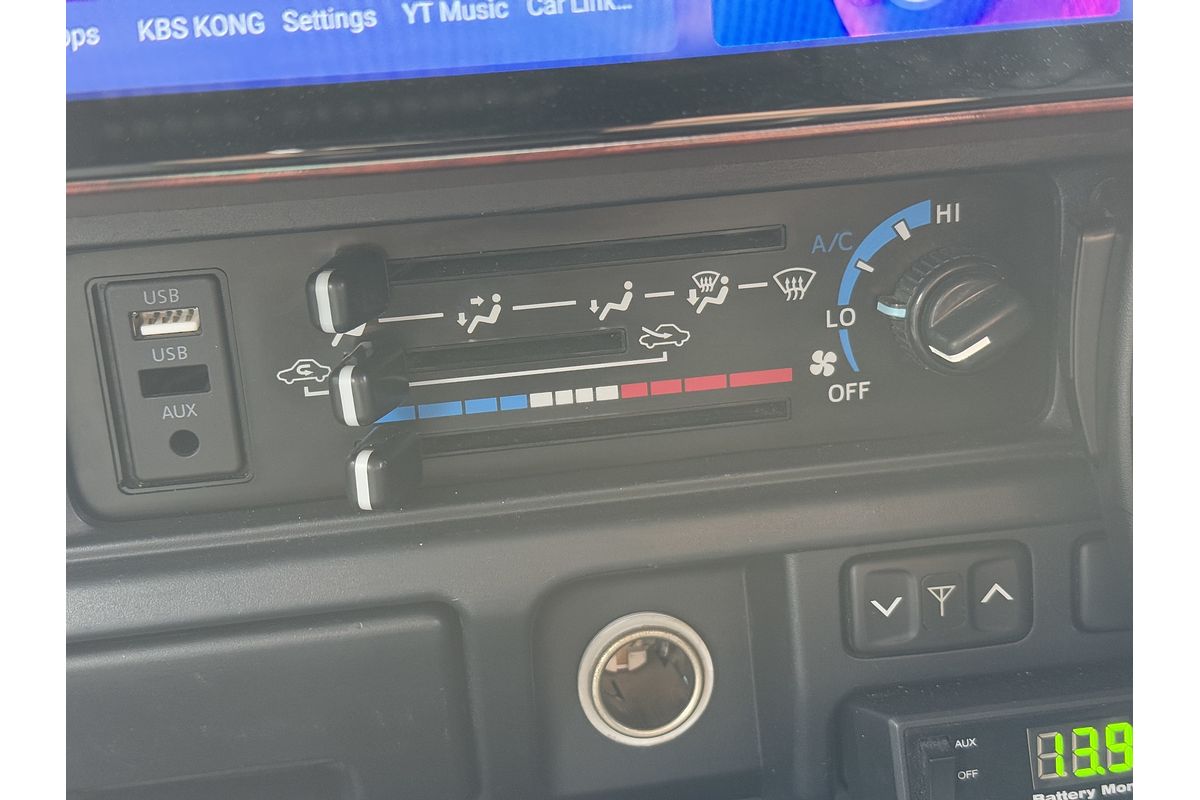 2011 Toyota Landcruiser GXL VDJ76R