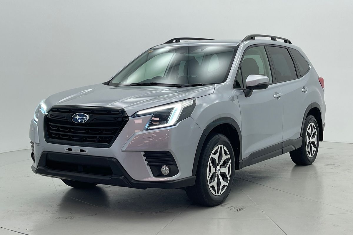 2023 Subaru Forester 2.5i 50 Years Edition S5