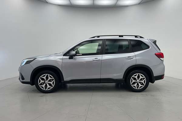 2023 Subaru Forester 2.5i 50 Years Edition S5
