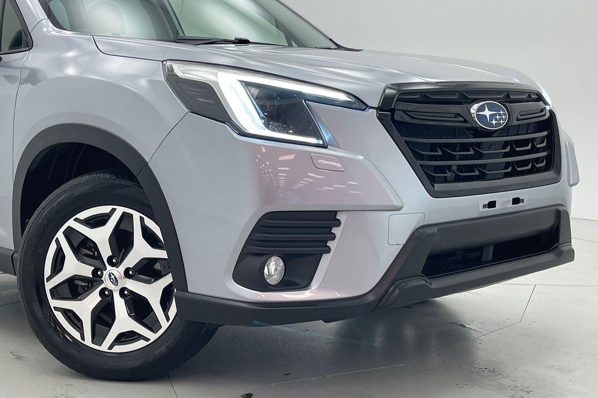 2023 Subaru Forester 2.5i 50 Years Edition S5