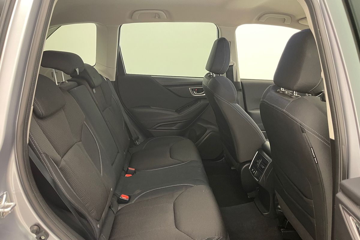2023 Subaru Forester 2.5i 50 Years Edition S5
