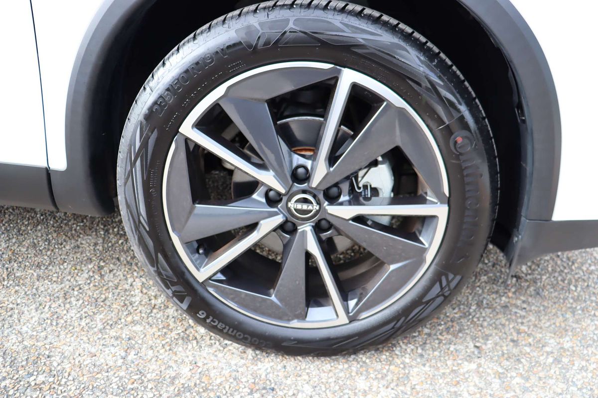 2024 Nissan QASHQAI ST-L J12