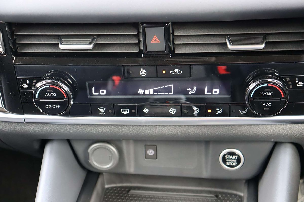 2024 Nissan QASHQAI ST-L J12