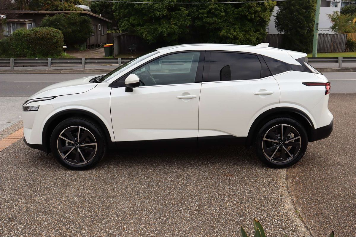 2024 Nissan QASHQAI ST-L J12
