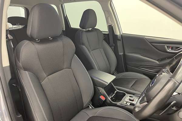 2023 Subaru Forester 2.5i 50 Years Edition S5