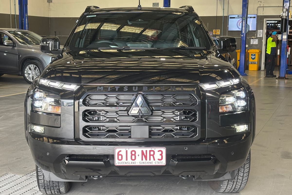 2025 Mitsubishi Triton GSR MV 4X4