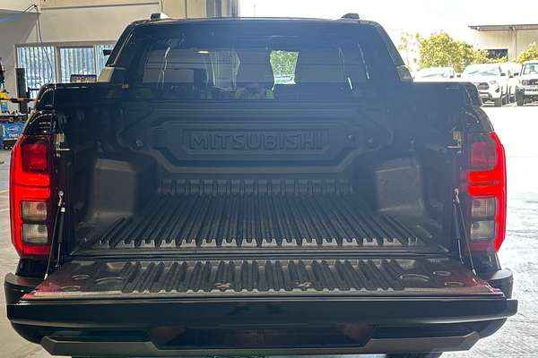 2025 Mitsubishi Triton GSR MV 4X4