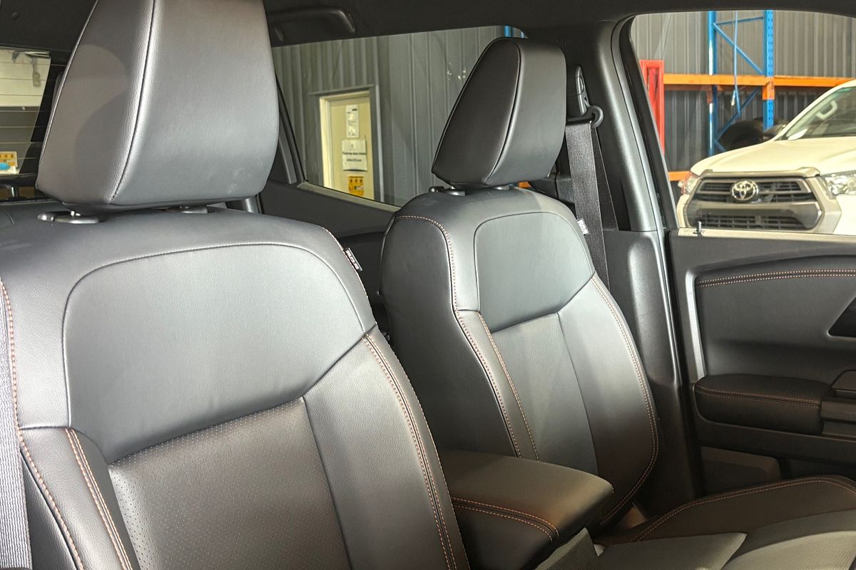 2025 Mitsubishi Triton GSR MV 4X4