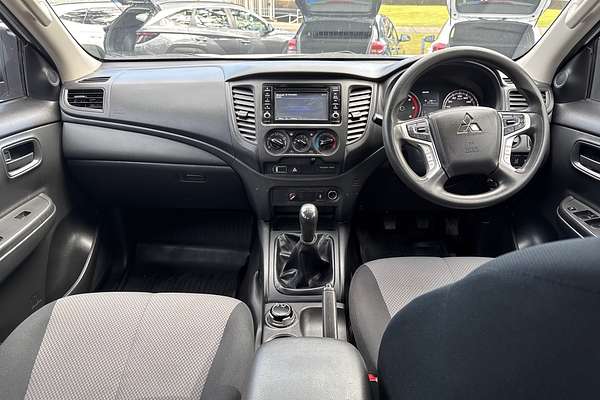 2021 Mitsubishi Triton GLX MR 4X4