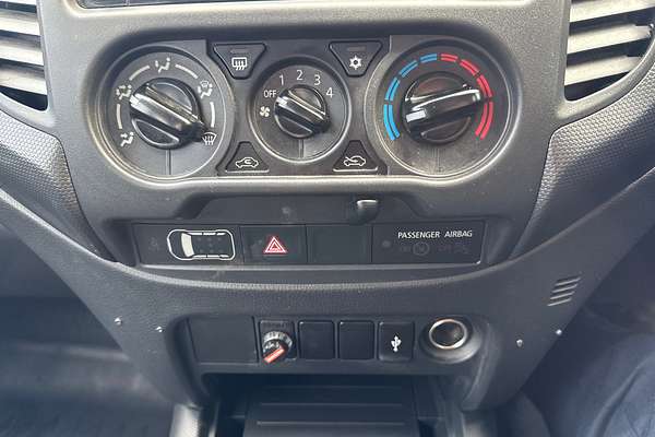 2021 Mitsubishi Triton GLX MR 4X4