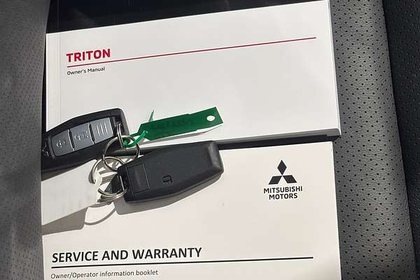 2025 Mitsubishi Triton GSR MV 4X4