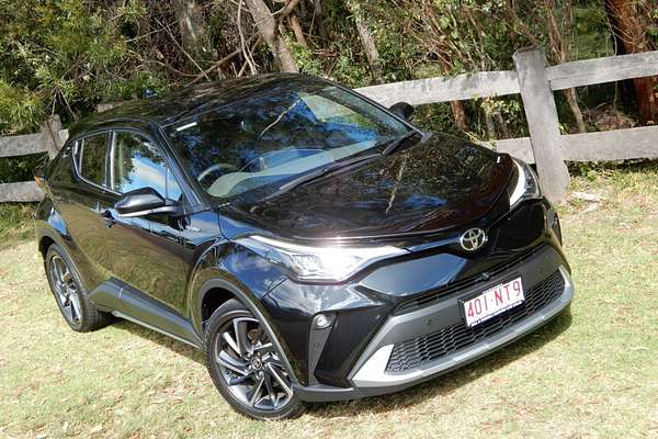 2020 Toyota C-HR Koba (AWD) Two Tone NGX50R