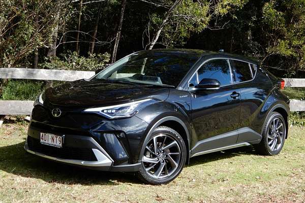 2020 Toyota C-HR Koba (AWD) Two Tone NGX50R