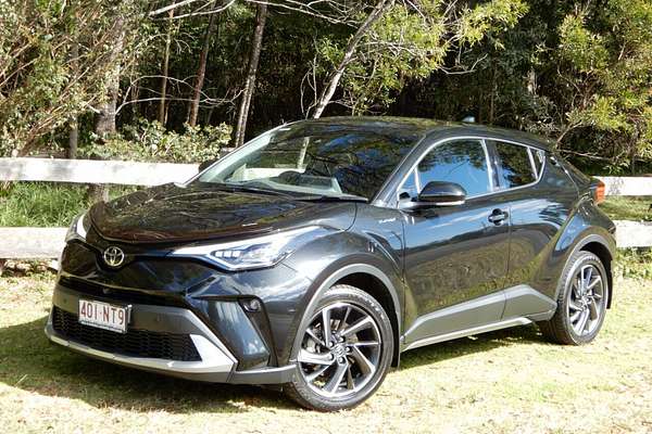 2020 Toyota C-HR Koba (AWD) Two Tone NGX50R