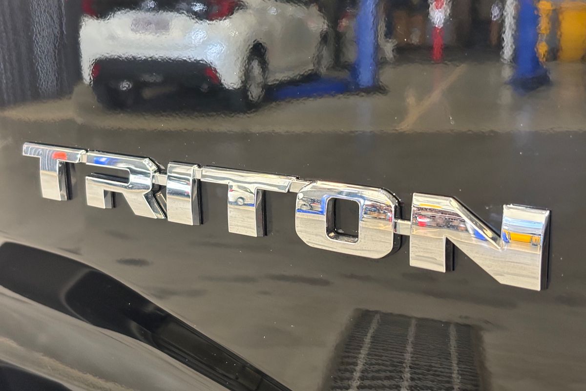 2025 Mitsubishi Triton GSR MV 4X4