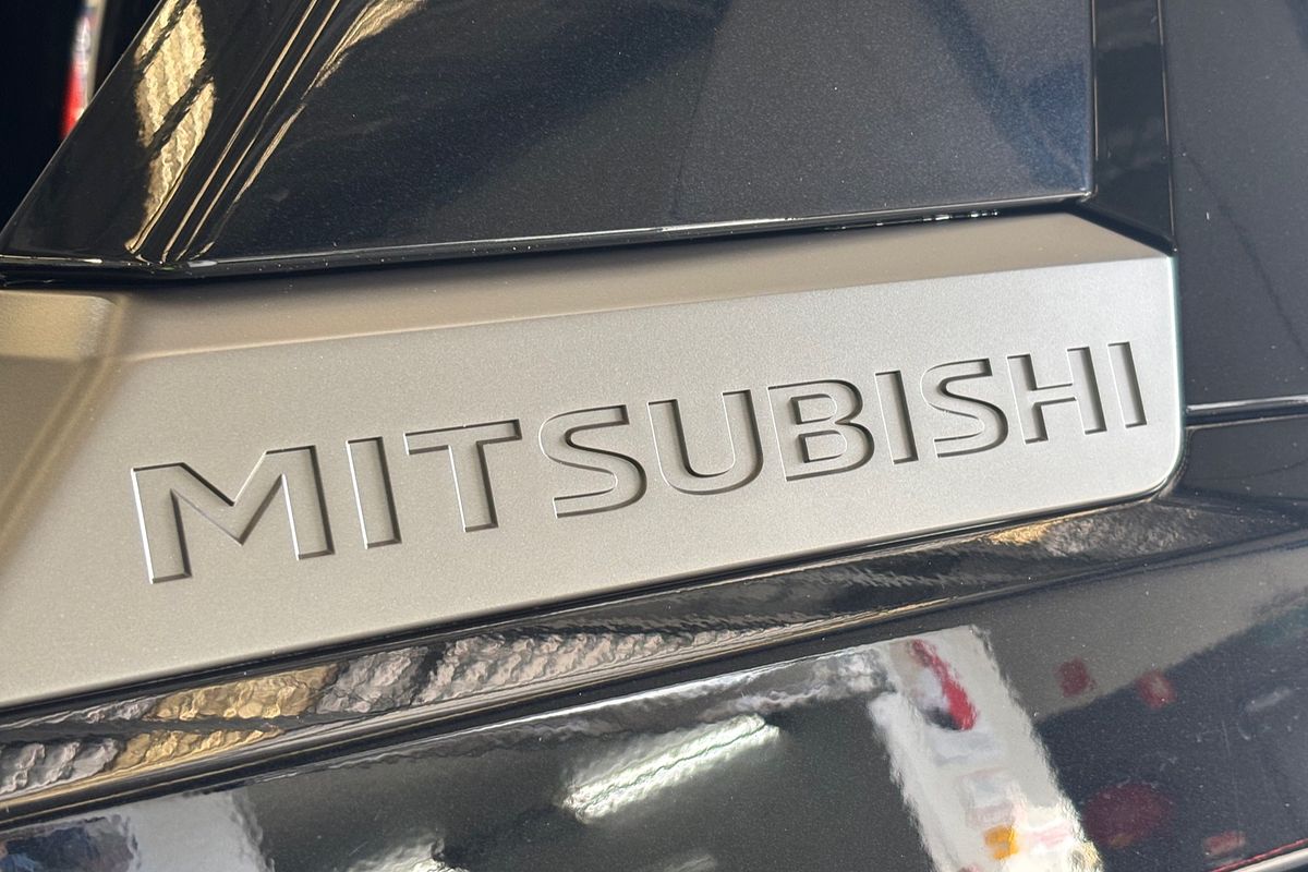 2025 Mitsubishi Triton GSR MV 4X4