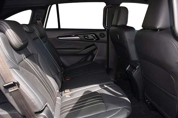 2025 Isuzu MU-X LS-T