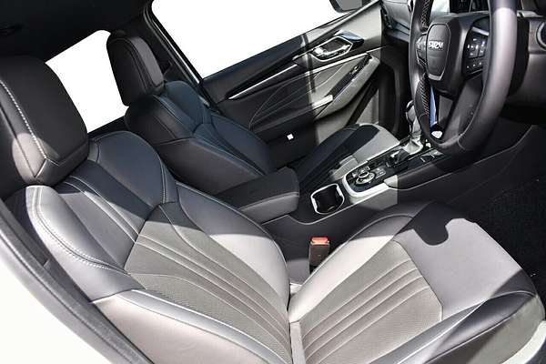 2025 Isuzu MU-X LS-T