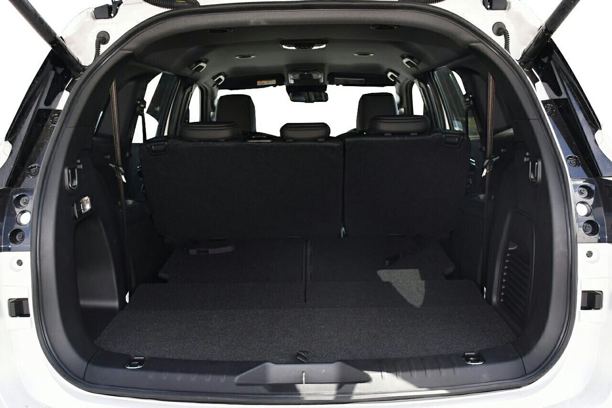 2025 Isuzu MU-X LS-T