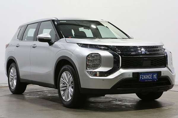 2024 Mitsubishi Outlander ES ZM