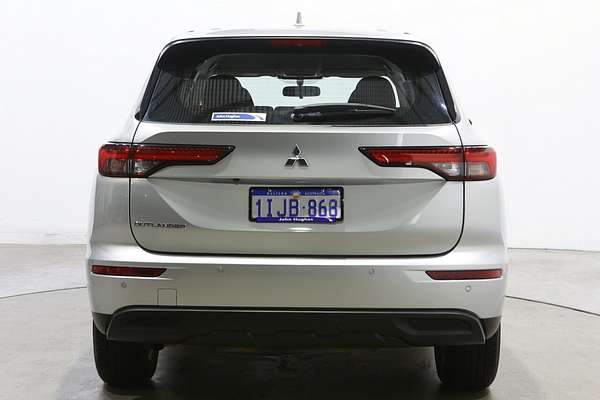 2024 Mitsubishi Outlander ES ZM