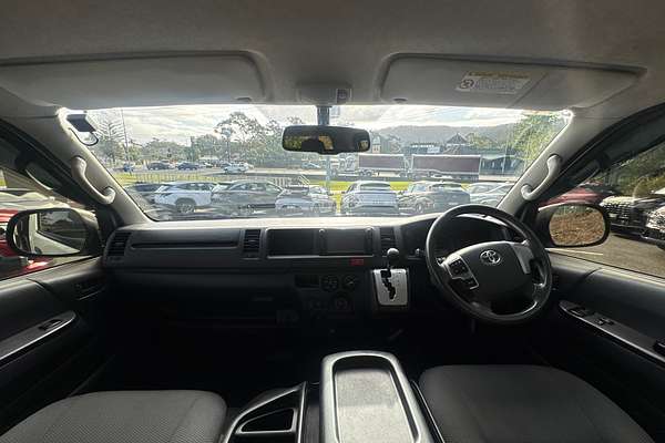 2019 Toyota Hiace Commuter KDH223R