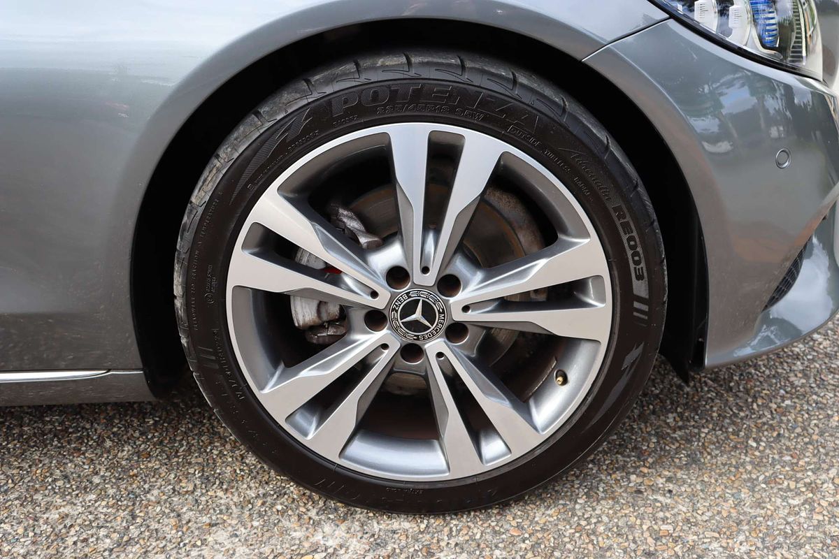 2018 Mercedes-Benz C-Class C200 W205
