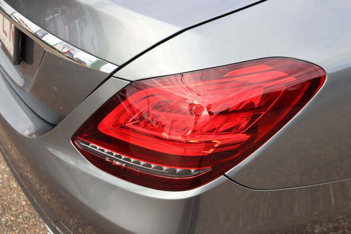 2018 Mercedes-Benz C-Class C200 W205