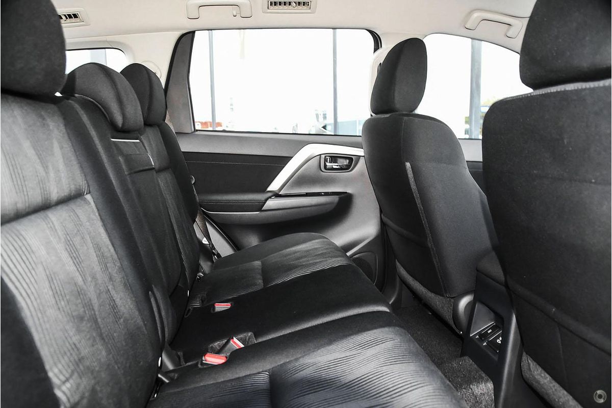 2024 Mitsubishi Pajero Sport GLX QG